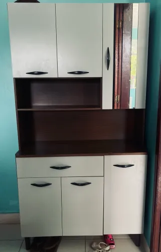 Armário de cozinha.