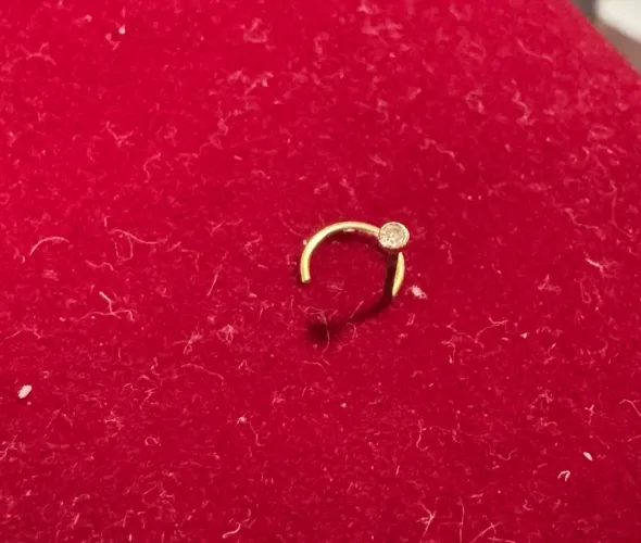 Piercing de nariz ouro 18 K LEIA A DESCRIÇÃO 