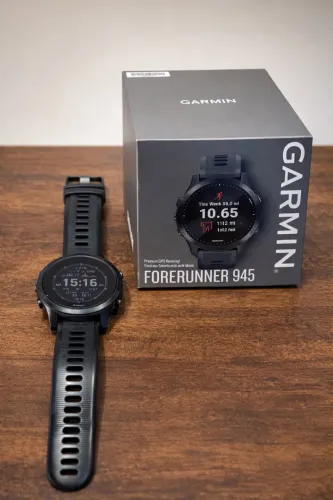 Relógio Garmin Forerunner 945 Music Spotify Gps Smartwatch
