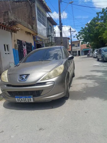 Peugeot 207 Sedan Passion XR 1.4 Flex 8V 4P 2012