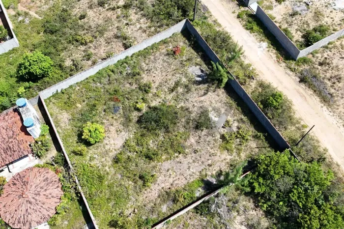 **LOTE À VENDA EM TABATINGA 2