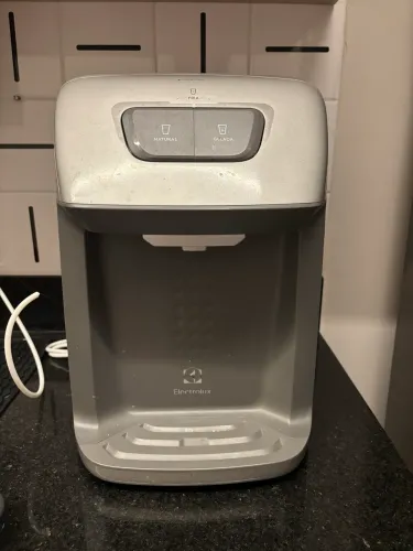 Purificador de água Electrolux (com defeito)