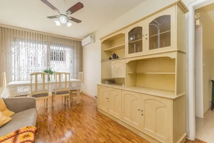 Apartamento Garden de 3 dormitorios á venda em Rio Branco, Porto Alegre