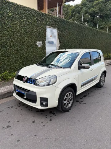 Fiat Uno Sport. Dual. 1.4 B.edit. Flex 8V 5P 2016