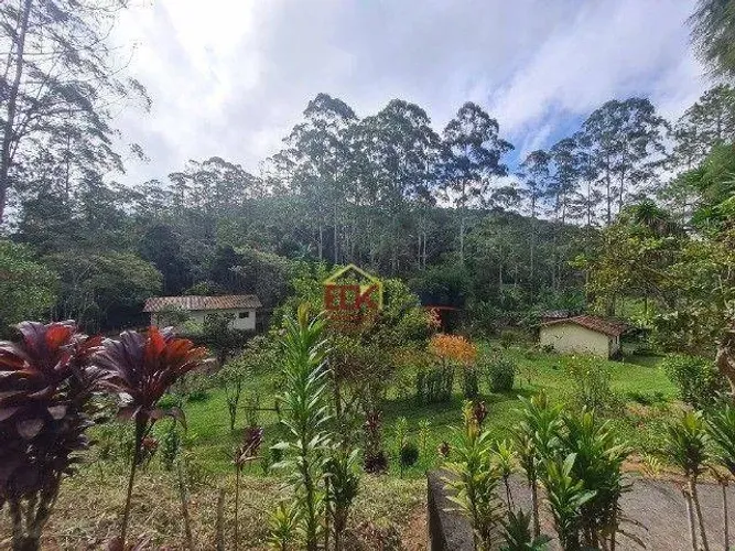 Sítio com 4 dormitórios à venda, 67000 m² por R$ 880.000,00 - Pouso Alto - Natividade da S