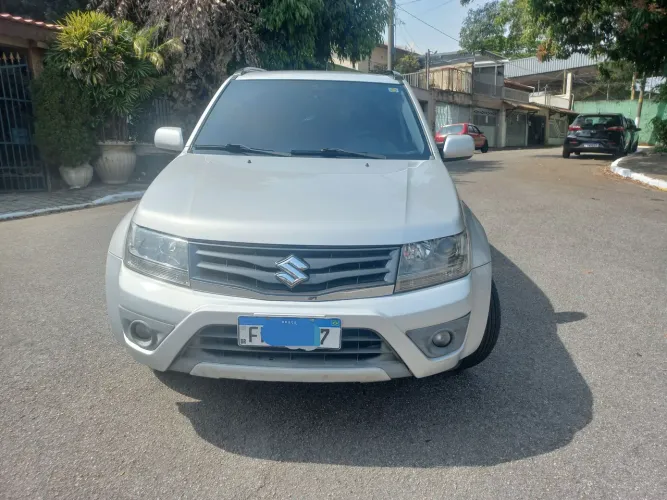 Suzuki Grand Vitara 2.0 16V 4x2/4x4 5P Aut. 2013