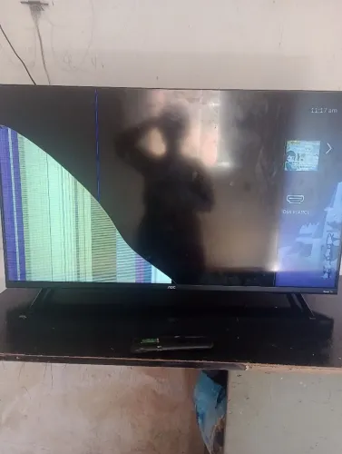 TV srmt AOC
