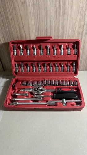 Kit De Chaves Vermelho 46 Peças Aço Cr-v Maleta Ferramentas