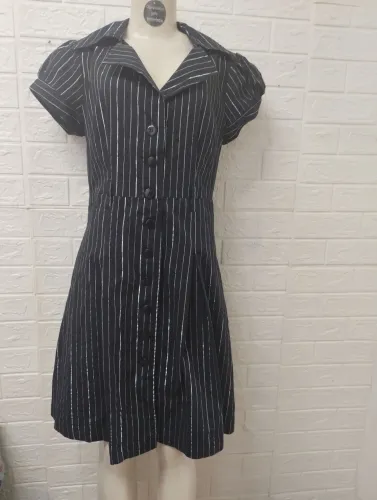 Vestido preto listrado M 42