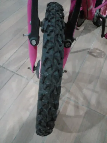 Vendo bicicleta aro 16 menina 