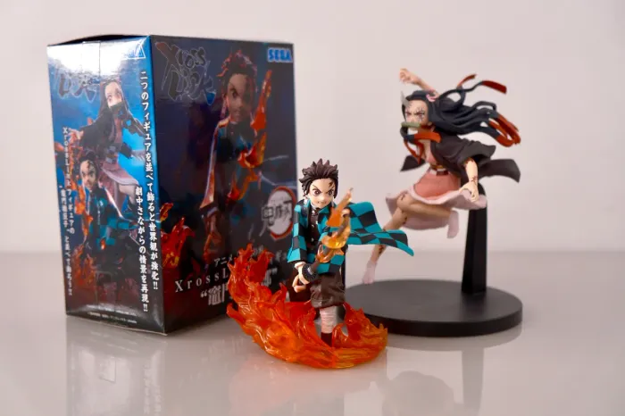 Figures Tanjiro e Nezuko Xross Link SEGA - Demon Slayer - Originais