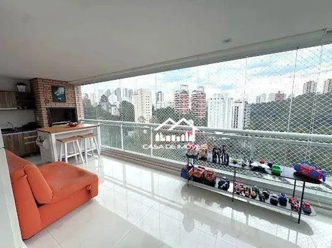 Vende apartamento com 171m², 3 suítes, varanda gourmet e lazer clube, na Vila Andrade.