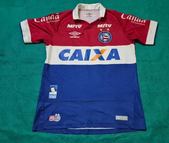 Camisa do Bahia Umbro modelo 2016
