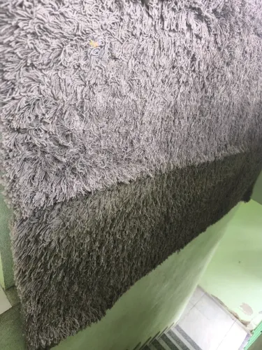 ? TAPETE SHAGGY GRANDE 1,90 x 2,45 - SUPER CONSERVADO Vendo tapete felpudo (tipo shaggy)