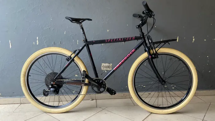 Bicicleta Specialized Hardrock montain bike vintage mtb shimano Deore