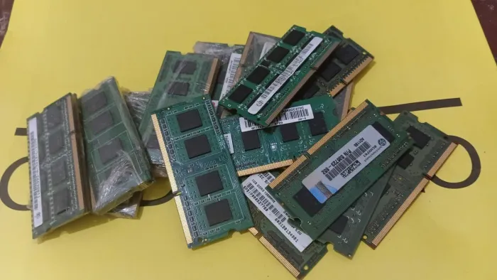 Memória  DDR3  2GB