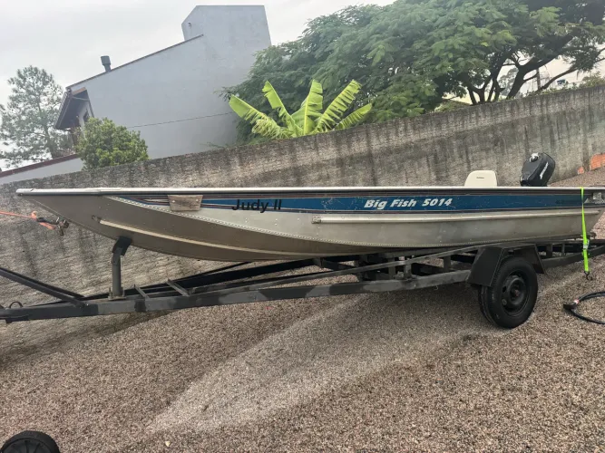 Lancha BigFish + Carretinha + Suzuki 30HP
