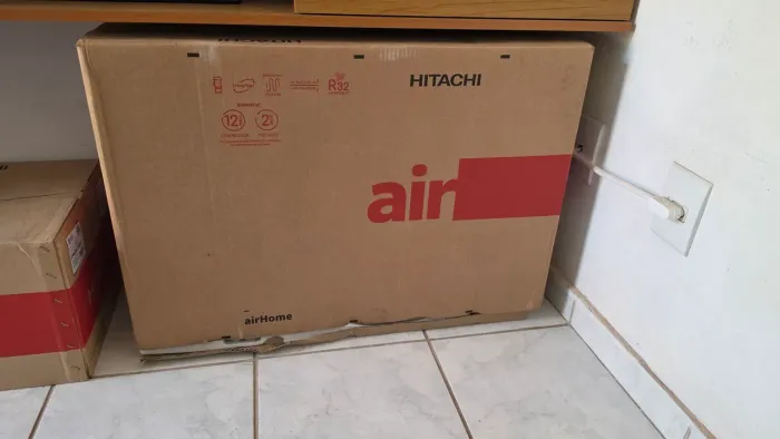 AR-CONDICIONADO HITACHI inverter 9.000 BTUS