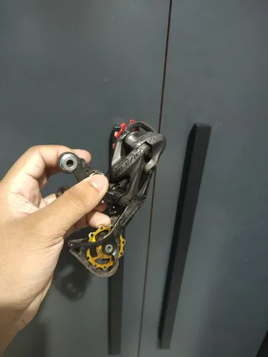 Câmbio Shimano Alívio 9v com roldanas rolamentadas