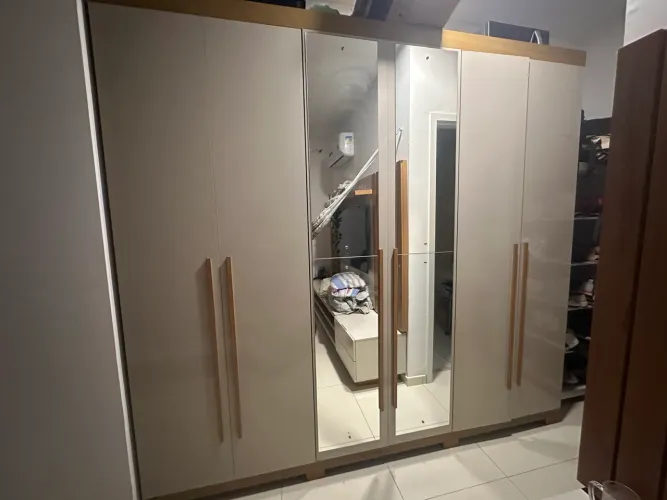 Guarda roupa novo 