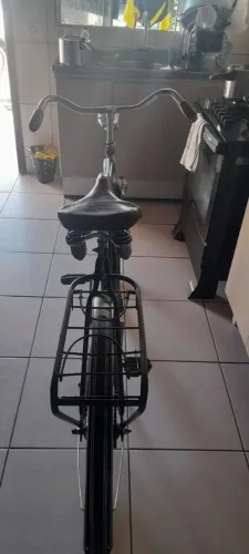 Bicicleta antiga aro 28