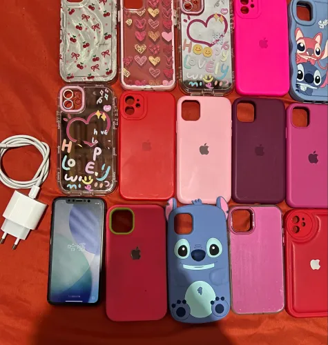Vendo um iPhone 11 