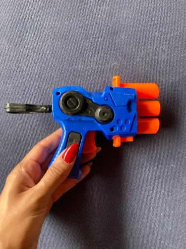 Lançador de Dardos de Espuma (Estilo Nerf)