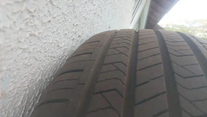 vendo ou troco par de pneus 265/70 r16