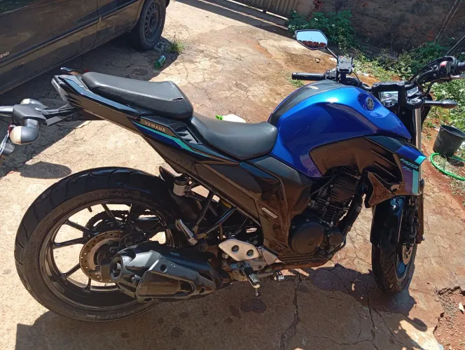 Fazer 250 ótimo estado