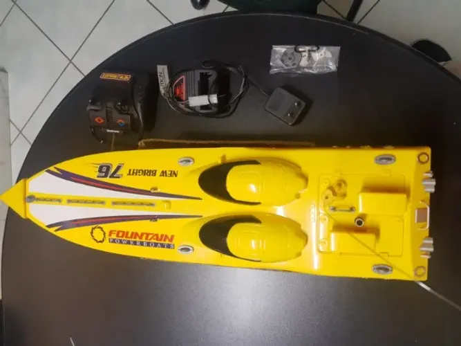 Barco Rc Powerboats Fountain