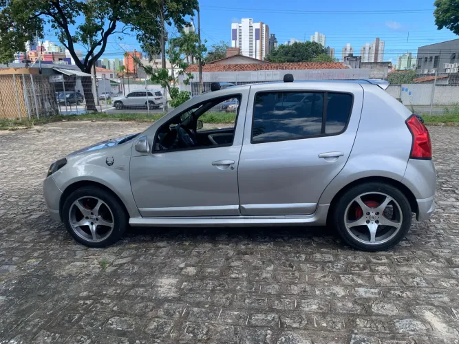 Renault Sandero Expression Hi-flex 1.6 8V 5P 2009