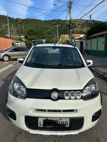 Fiat Uno WAY Celeb. 1.0 EVO Fire Flex 8V 5P 2015