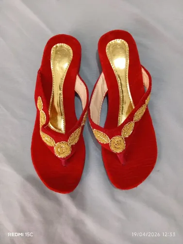 Chinelo tailandês novo, tamanho 34