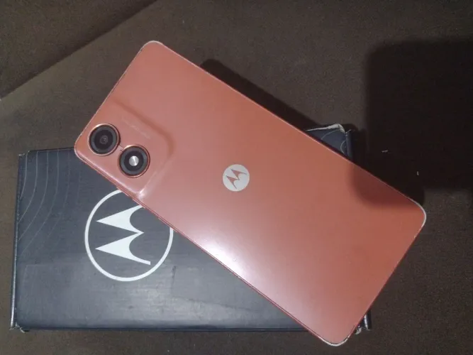 Moto G 04s laranja