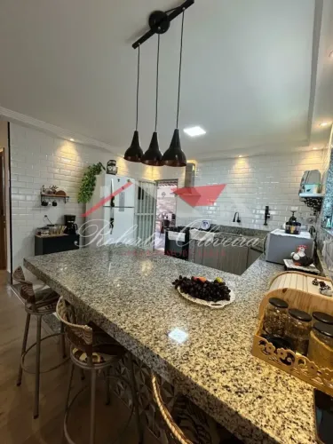 Casa para venda com 2 quartos, 1 suíte e 2 banheiros em Florestinha II (Tamoios) - Cabo Fr