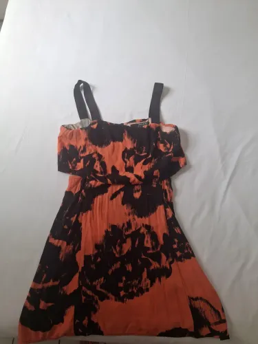 VESTIDO SHOULDER - TAM P (veste M)