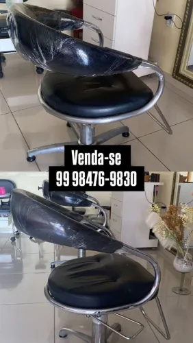 Cadeiras e lavatório de salão 