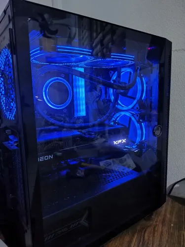 PC Gamer RX 9060 XT 16GB | Ryzen 5 | 32GB RAM | 3.5TB SSD+HD