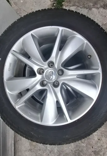 Pneus e Rodas 265 50R aro 20 Zeradas