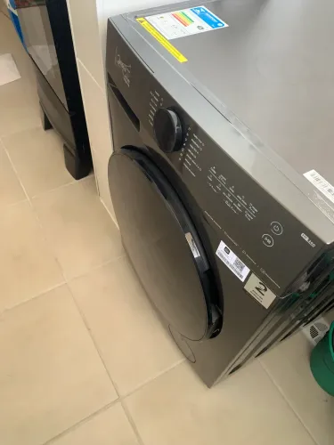 Máquina de lavar e secar