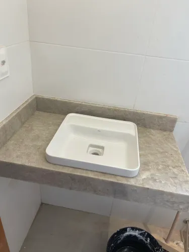 Instalação de bancadas