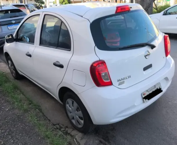 Nissan March S 1.0 12V Flex 5P 2018