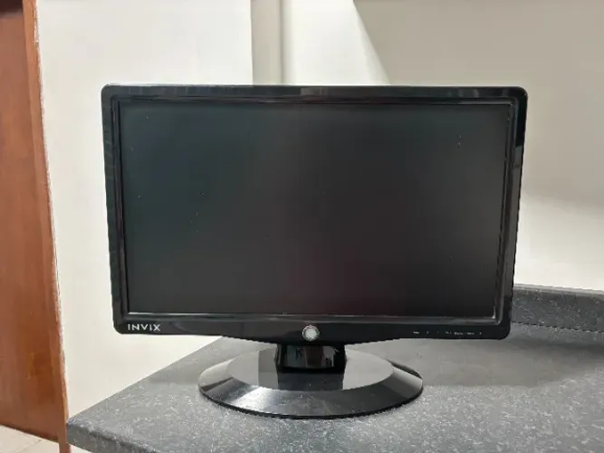 Monitor LCD Invix 18,5? Widescreen (Model: MV185WA)