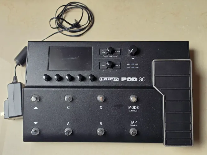 Pedaleira Multi-Efeitos Line 6 POD Go