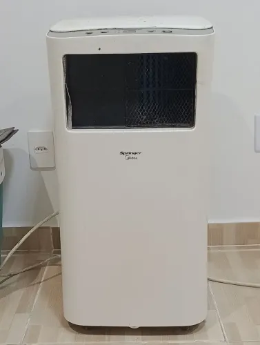 Ar condicionado portátil 12.000 BTUs Midea 