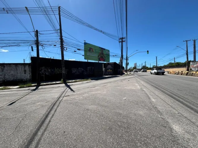 Terreno à venda em Recife-PE, bairro Afogados, 600m². A oportunidade que você esperava!