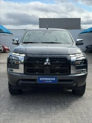 Mitsubishi TRITON HPE-S 2.4 CD 4X4 TB Diesel Aut. 2026