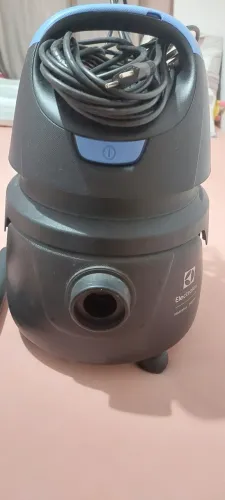 Aspirador electrolux hidrolux 1400w