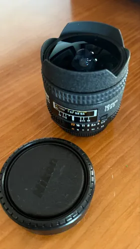 Lente Nikon AF Fisheye-NIKKOR 16mm f/2.8D