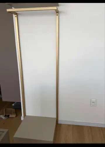 Vendo arara pra loja todo projetado novo 